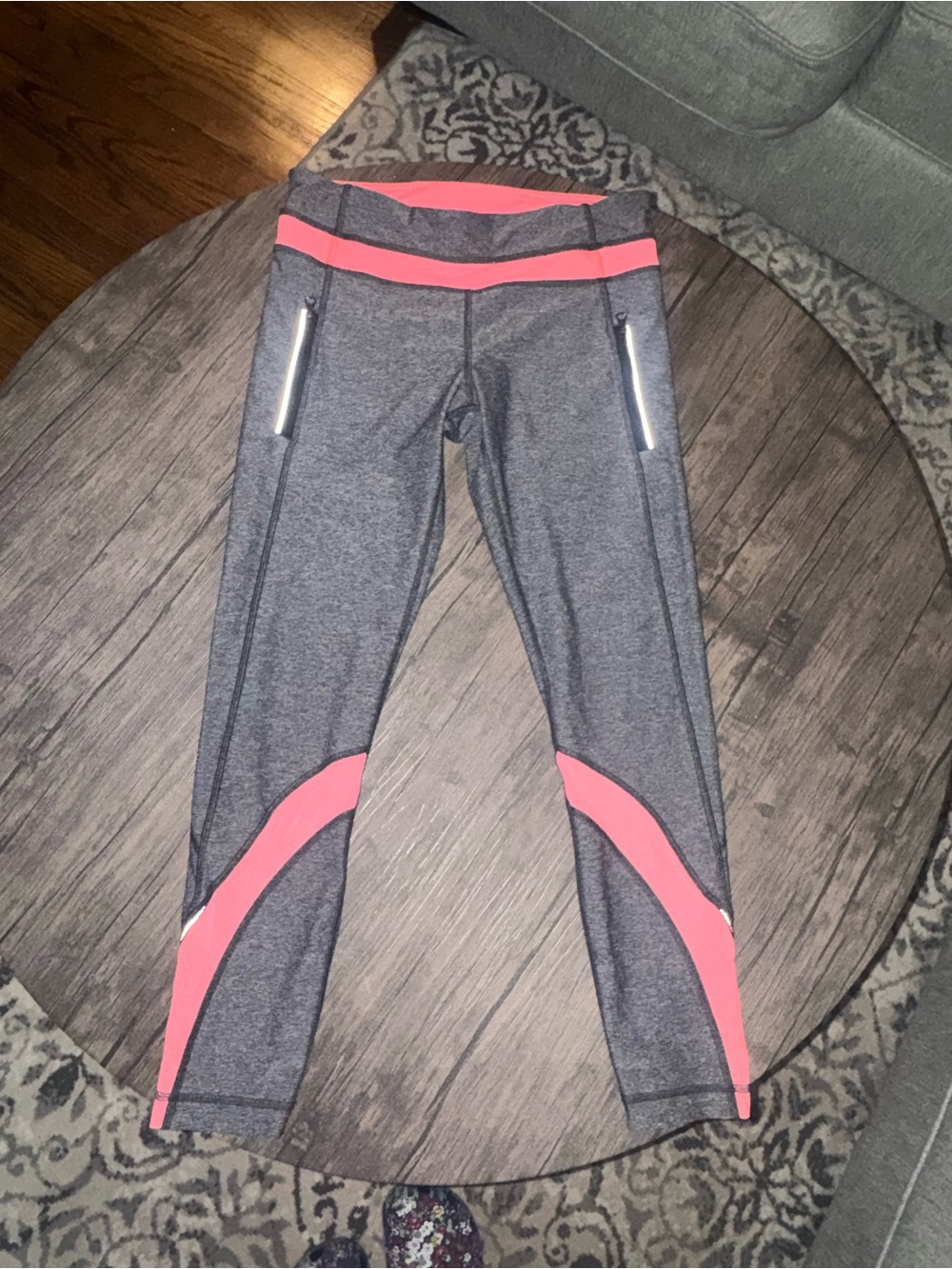 Lululemon Inspire Tight II (Mesh) leggings in heathered black and grapefruit s 8